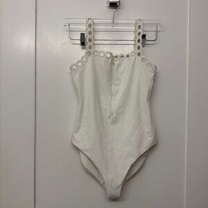 SEA New York White Scalloped-Edge One-Piece Swimsuit - size XS/S